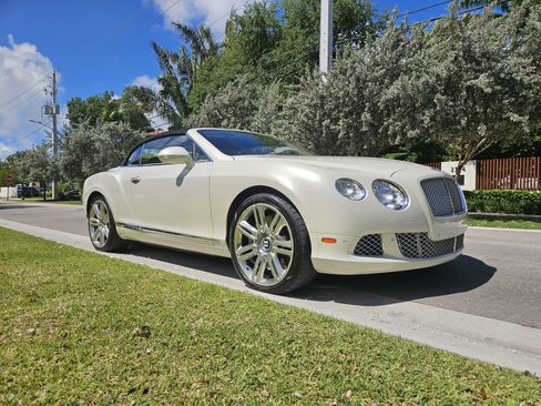 Used 2013 Bentley Continental GT AWD/4WD image 2