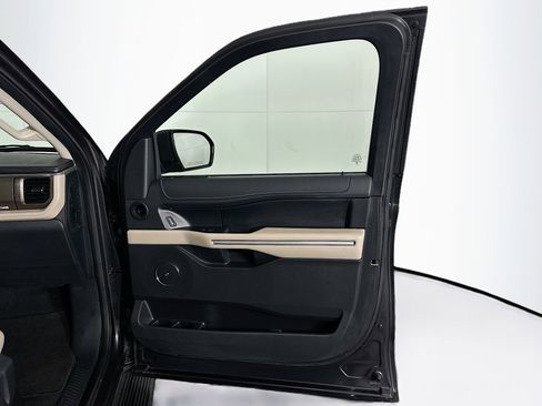 Used 2024 Ford Expedition Max Limited image 34