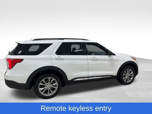 Used 2020 Ford Explorer XLT w/ Equipment Group 202A image 12