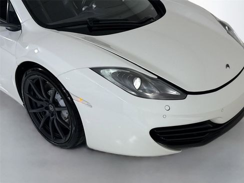 Used 2014 McLaren MP4-12C Spider RWD image 27