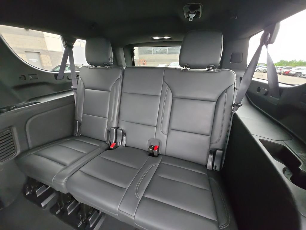 Certified 2024 Chevrolet Suburban LT AWD/4WD image 12