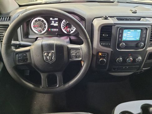 Used 2018 RAM 1500 Express w/ Black Ram 1500 Express Group image 22