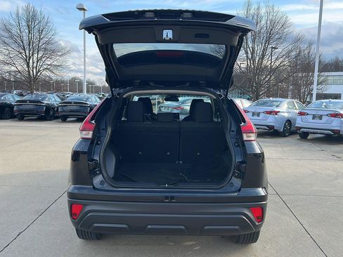 Used 2024 Mitsubishi Eclipse Cross LE image 10
