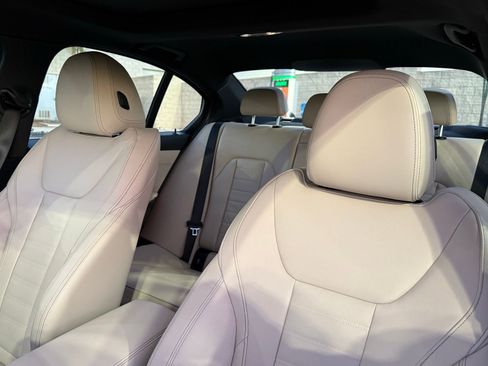 New 2026 BMW 330i Sedan w/ M Sport Package image 20