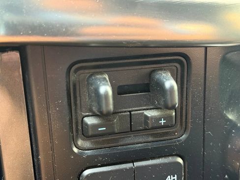 Used 2023 Ford F150 Lariat w/ Equipment Group 502A High AWD/4WD image 20
