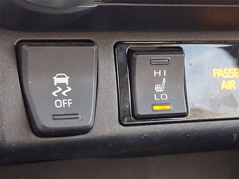 Certified 2021 Toyota RAV4 XSE image 24