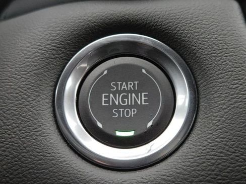 New 2026 GMC Canyon Elevation w/ Convenience Package image 15