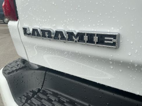 New 2026 RAM 1500 Laramie AWD/4WD image 25