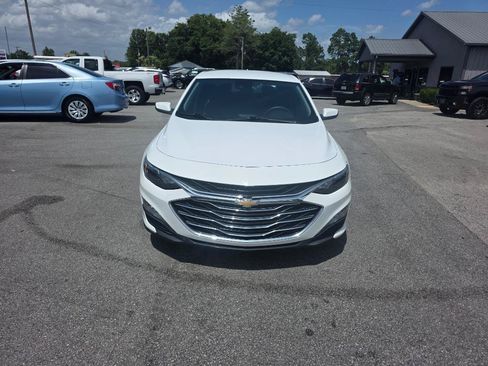 Used 2024 Chevrolet Malibu LT FWD image 1
