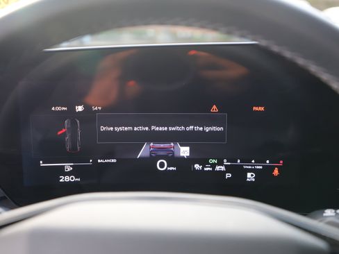 Used 2025 Audi Q5 Premium image 21