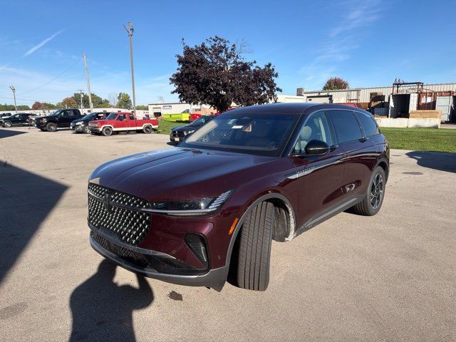 Used 2024 Lincoln Nautilus Premier AWD/4WD image 1