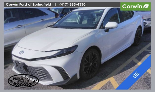 Used 2025 Toyota Camry SE FWD image 1