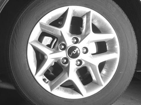 Used 2025 Kia Soul LX w/ LX Technology Package image 12