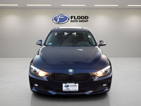 Used 2015 BMW 328i xDrive Sedan AWD/4WD image 2