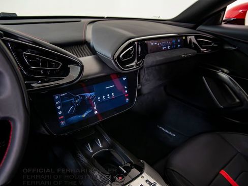 Used 2025 Ferrari 12Cilindri image 14