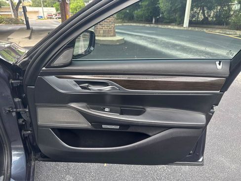 Used 2016 BMW 740i RWD image 21