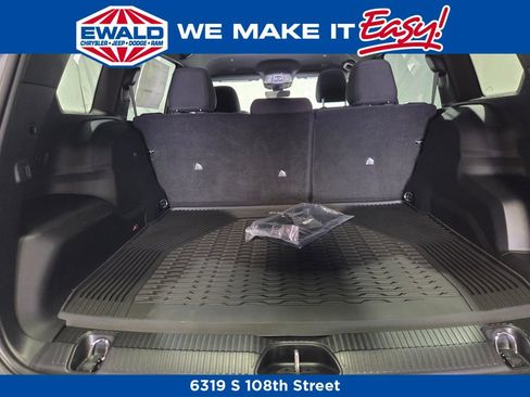 New 2026 Jeep Cherokee Laredo AWD/4WD image 22
