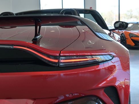Used 2023 Aston Martin V12 Vantage Roadster image 20