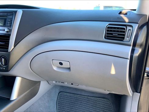 Used 2010 Subaru Forester 2.5X Premium image 17