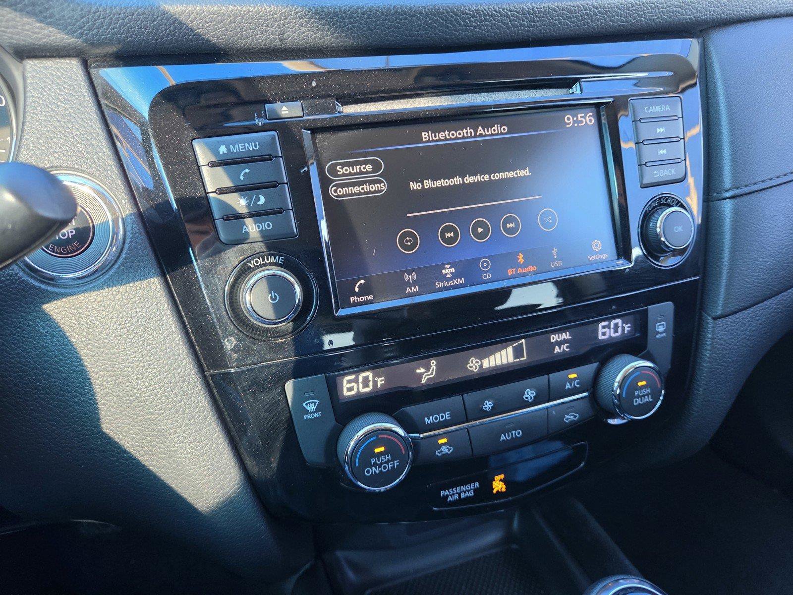 Used 2018 Nissan Rogue SV FWD image 19