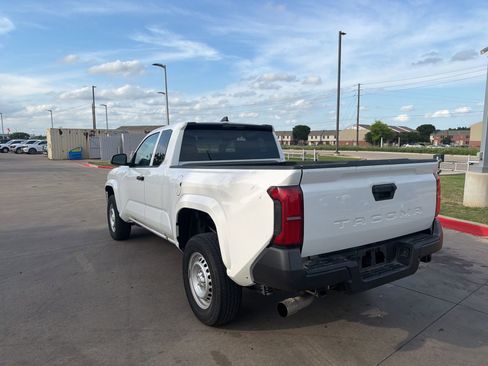 Used 2024 Toyota Tacoma SR RWD image 3