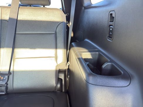 Certified 2023 Chevrolet Traverse Premier w/ Redline Edition image 36