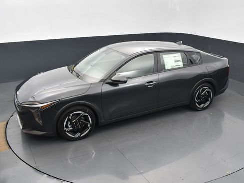 Certified 2025 Kia K4 EX FWD image 40