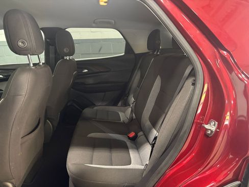 Used 2025 Chevrolet TrailBlazer LT image 36