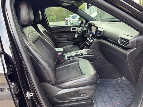 Used 2023 Ford Explorer ST-Line w/ Class IV Trailer Tow Package image 20