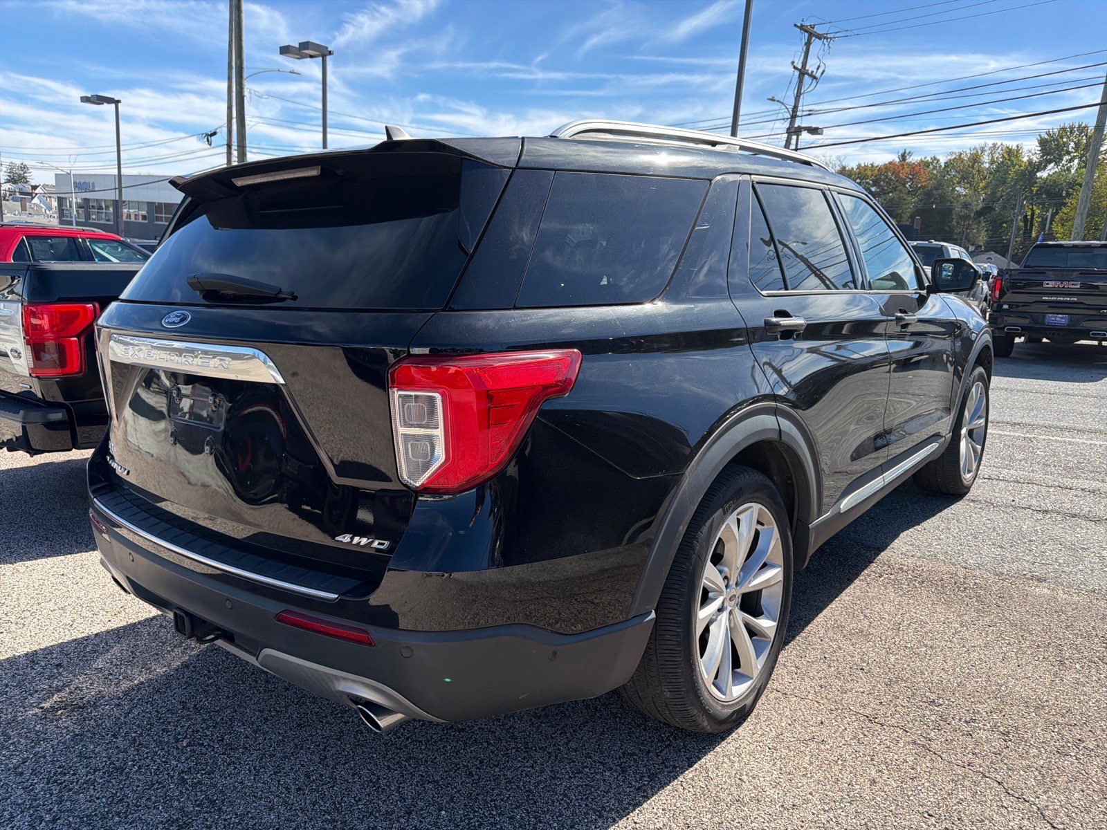 Used 2021 Ford Explorer Platinum w/ Premium Technology Package AWD/4WD image 5