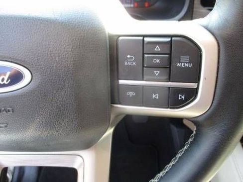 Used 2023 Ford Expedition Max Limited image 4