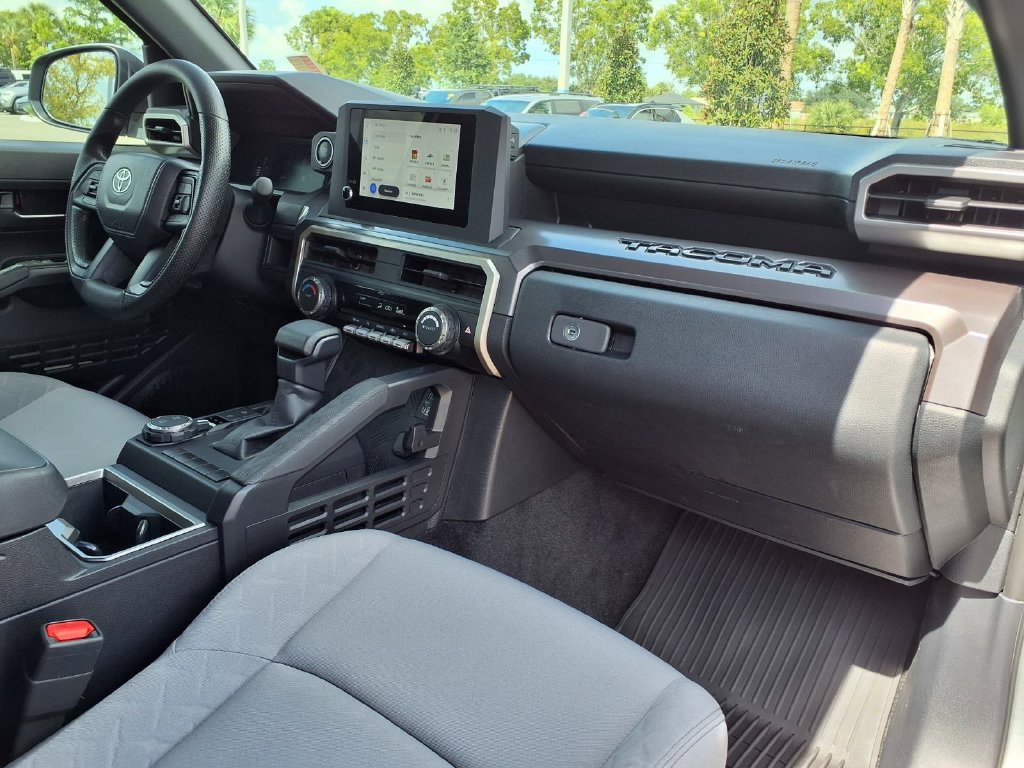 Used 2024 Toyota Tacoma SR5 AWD/4WD image 13