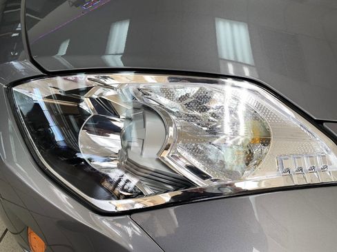 Used 2007 Nissan 350Z Touring w/ Cargo Convenience Pkg image 11