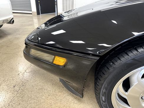 Used 1996 Chevrolet Corvette Coupe image 23