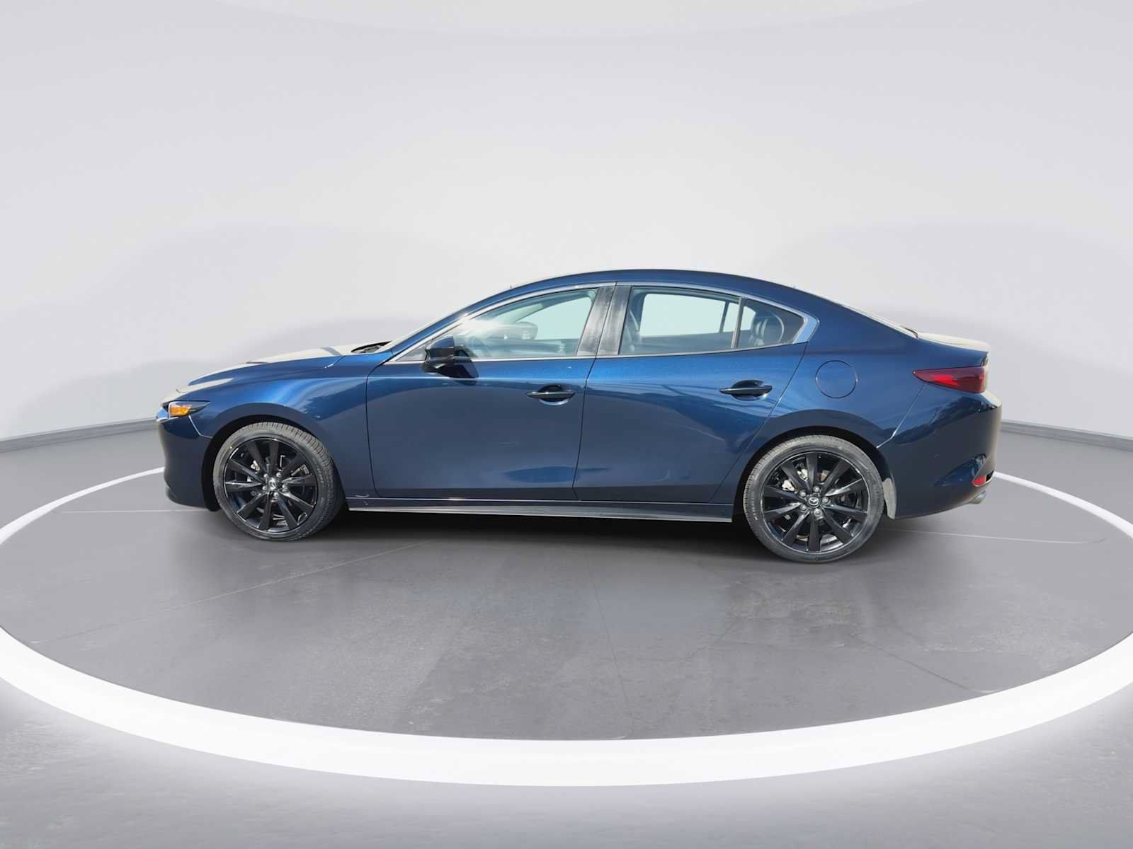 Used 2024 MAZDA MAZDA3 s FWD image 5