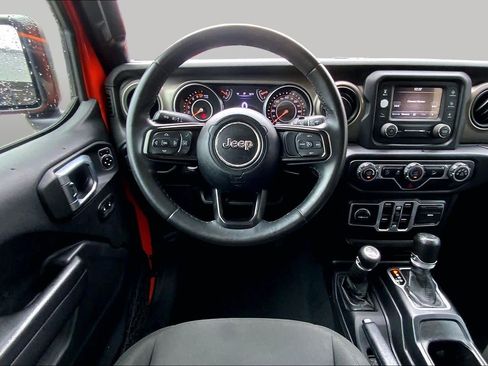 Used 2018 Jeep Wrangler Unlimited Sport S AWD/4WD image 6
