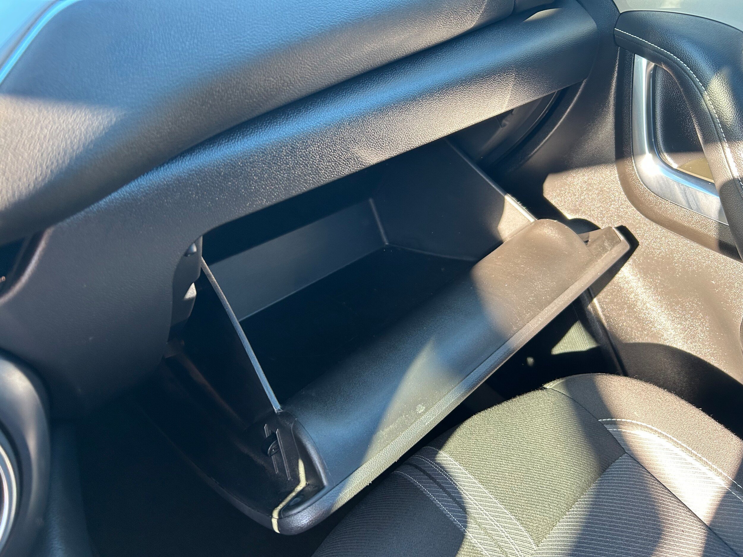 Used 2025 Chevrolet Blazer LT FWD image 23