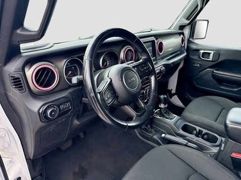 Used 2021 Jeep Wrangler Unlimited Sport AWD/4WD image 11