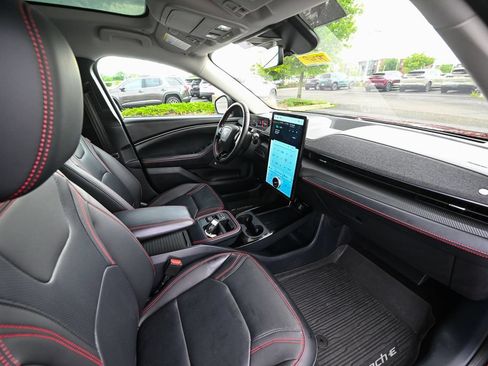 Used 2025 Ford Mustang Mach-E Premium w/ Sport Appearance Package AWD/4WD image 24