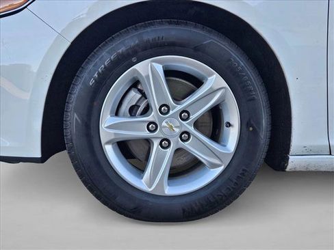 Used 2024 Chevrolet Malibu LT image 23