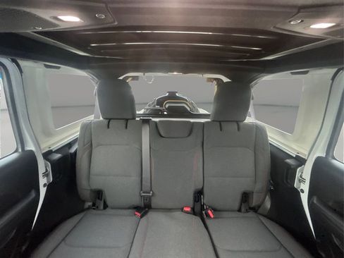 Used 2024 Jeep Wrangler Rubicon w/ XTREMEE 35" Tire Package image 14