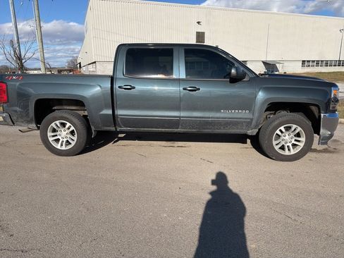Used 2018 Chevrolet Silverado 1500 LT w/ All Star Edition image 4