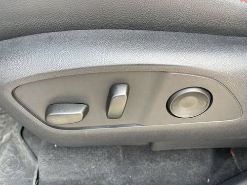 Used 2024 Chevrolet Traverse RS AWD/4WD image 12
