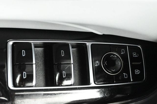 Used 2024 Cadillac Lyriq Sport AWD/4WD image 26