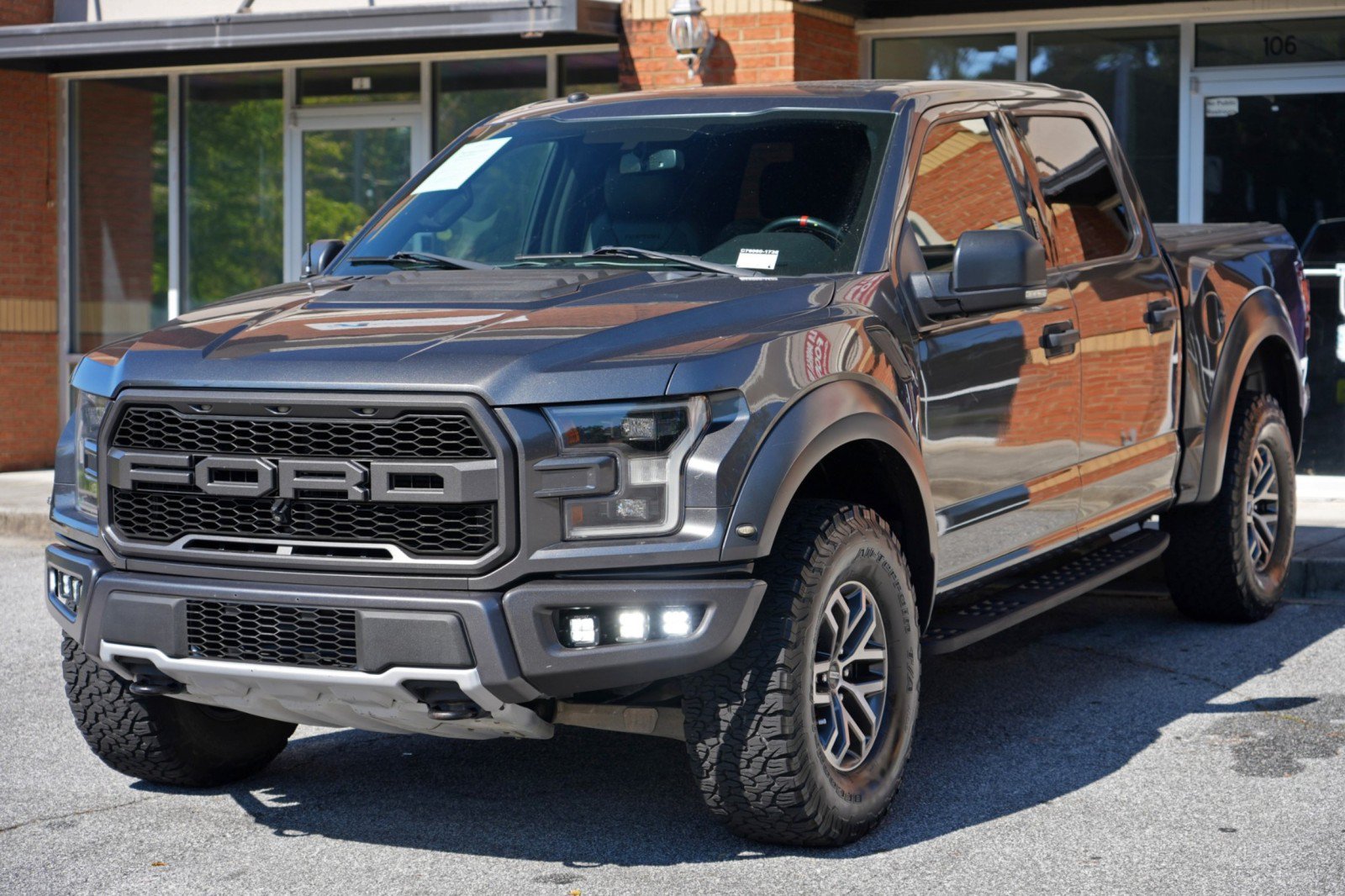 Used 2018 Ford F150 Raptor w/ Equipment Group 801A Mid AWD/4WD image 48