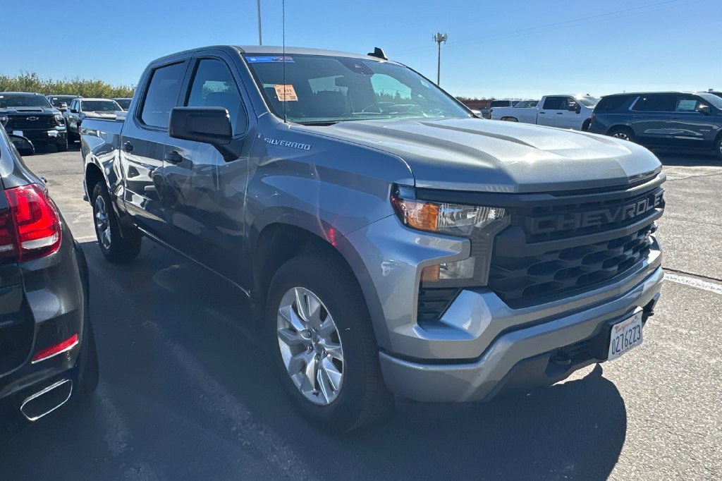 Used 2024 Chevrolet Silverado 1500 Custom RWD image 2