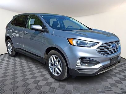 Used 2022 Ford Edge SEL w/ Convenience Package