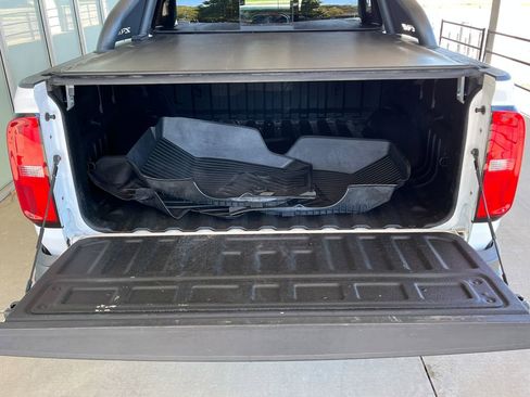 Used 2019 Chevrolet Colorado ZR2 w/ ZR2 Dusk Special Edition image 29