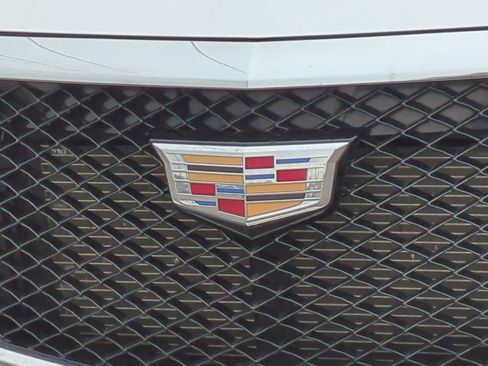 Used 2023 Cadillac XT5 Sportv image 11