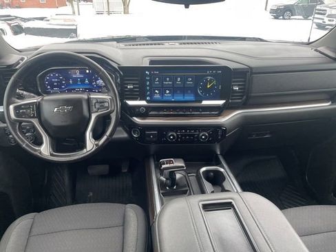 Used 2022 Chevrolet Silverado 1500 RST w/ Z71 Off-Road Package image 3